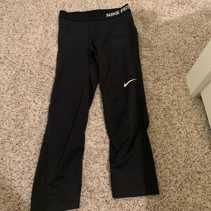 Nike Pro cropped leggings